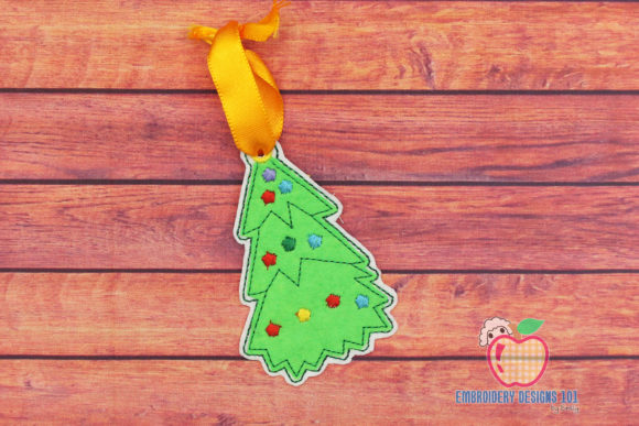 Decorative Christmas Tree Ornament: A Detailed Guide for Embroidery Enthusiasts