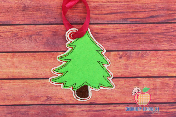 Retro Decorative Christmas Tree Ornament: A Timeless Embroidery Project for the Holidays